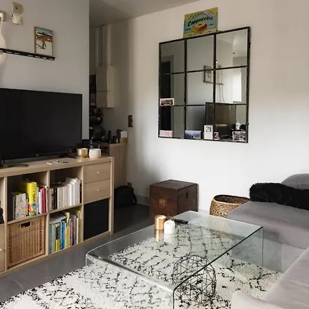 Appartamento Hostnfly - Wonderful Apt At The Foot Of Buttes-chaumont Parigi