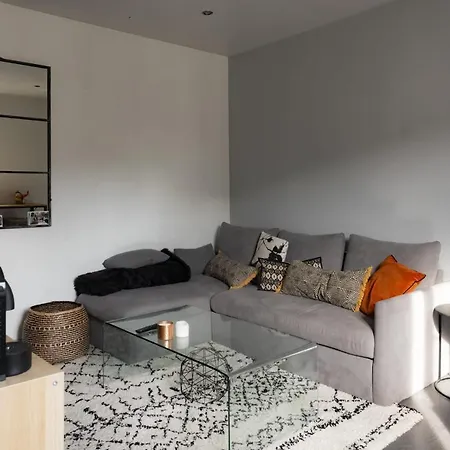 Hostnfly - Wonderful Apt At The Foot Of Buttes-chaumont *